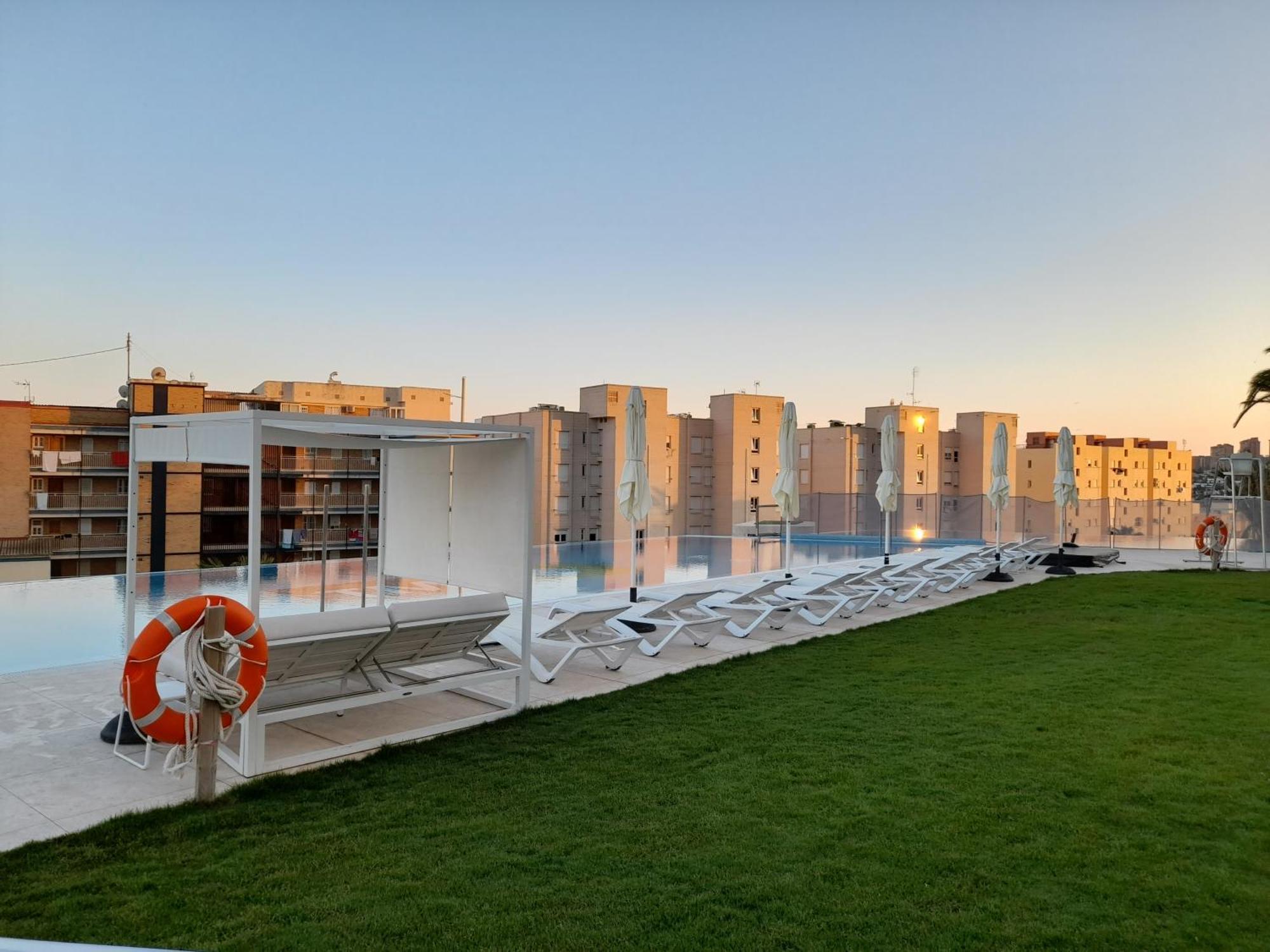 Sunset Cliffs Sea View Apartments 14 Floor Benidorm Exterior photo